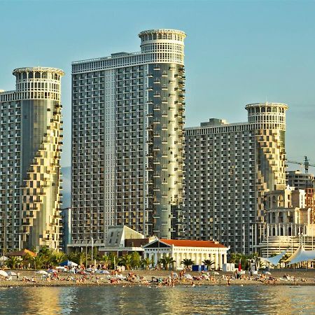 Apartamento Welcome Orbi Batumi Sea View Exterior foto